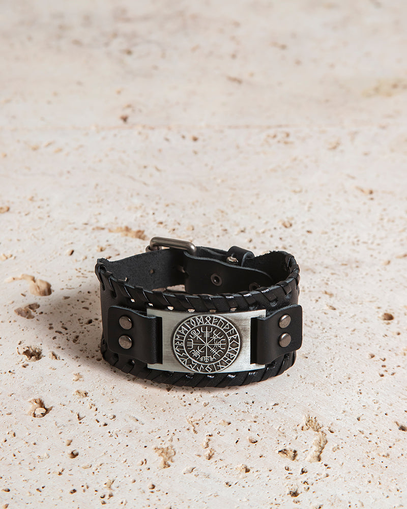 LEATHER CUFF WITH VEGVISIR PLATE