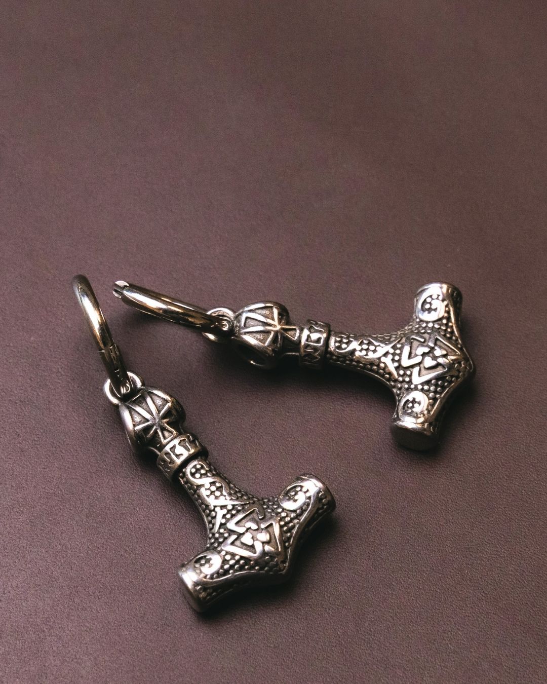 MJØLNER HAMMER PENDANT EARRINGS