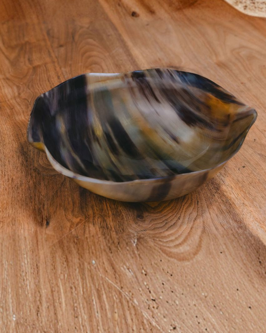 LARGE HORN SERVING BOWL