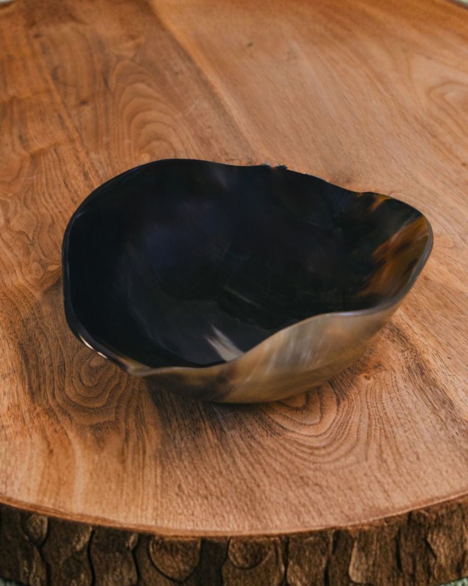 MEDIUM HORN SERVING BOWL