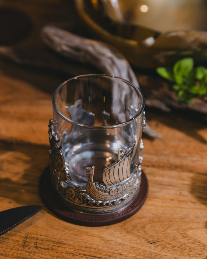 THE WHISKY TUMBLER