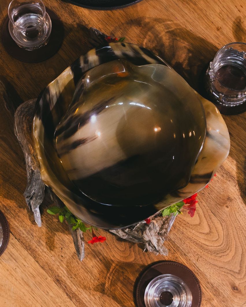 LARGE HORN SERVING BOWL