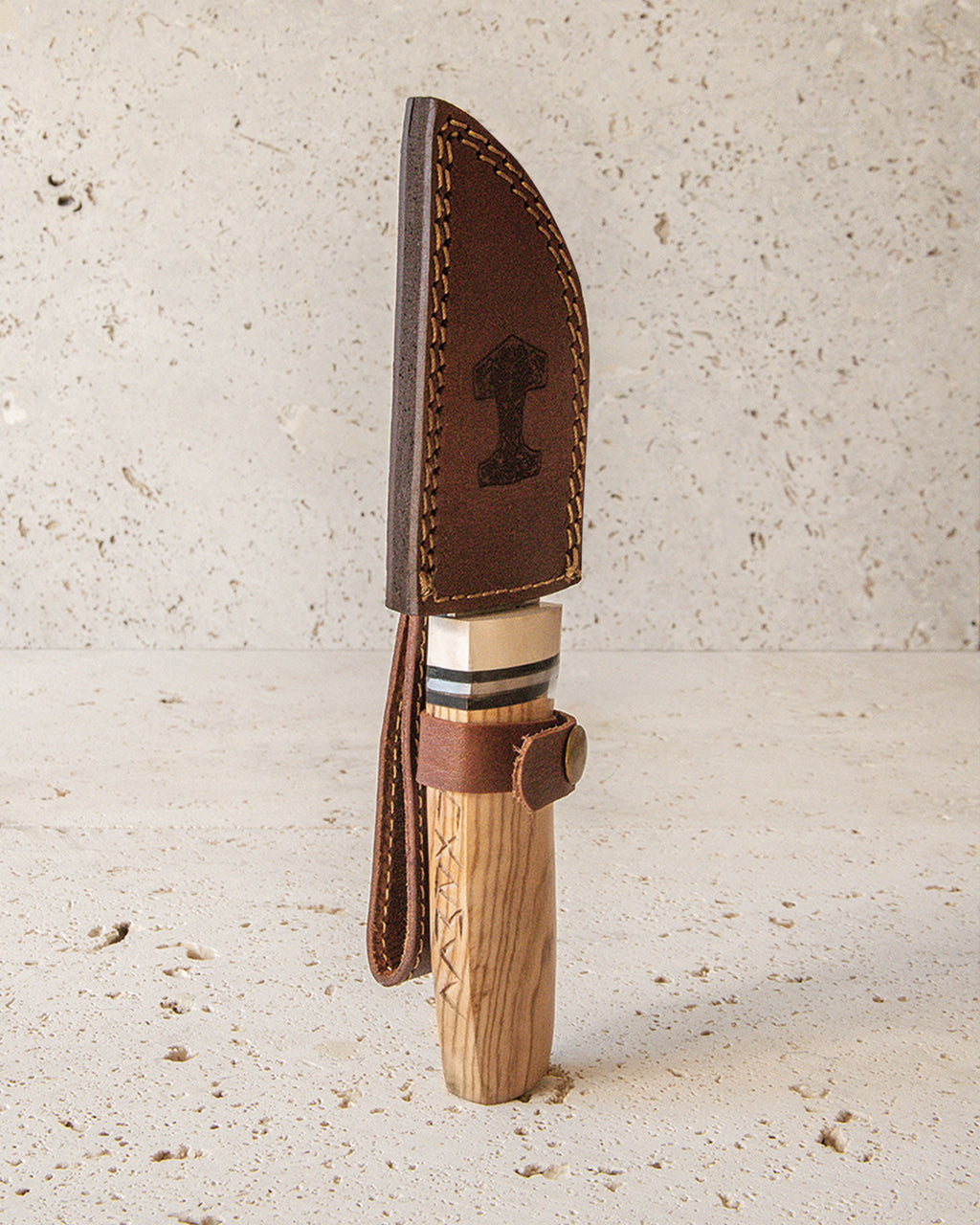 THE HANDLE OF COURAGE