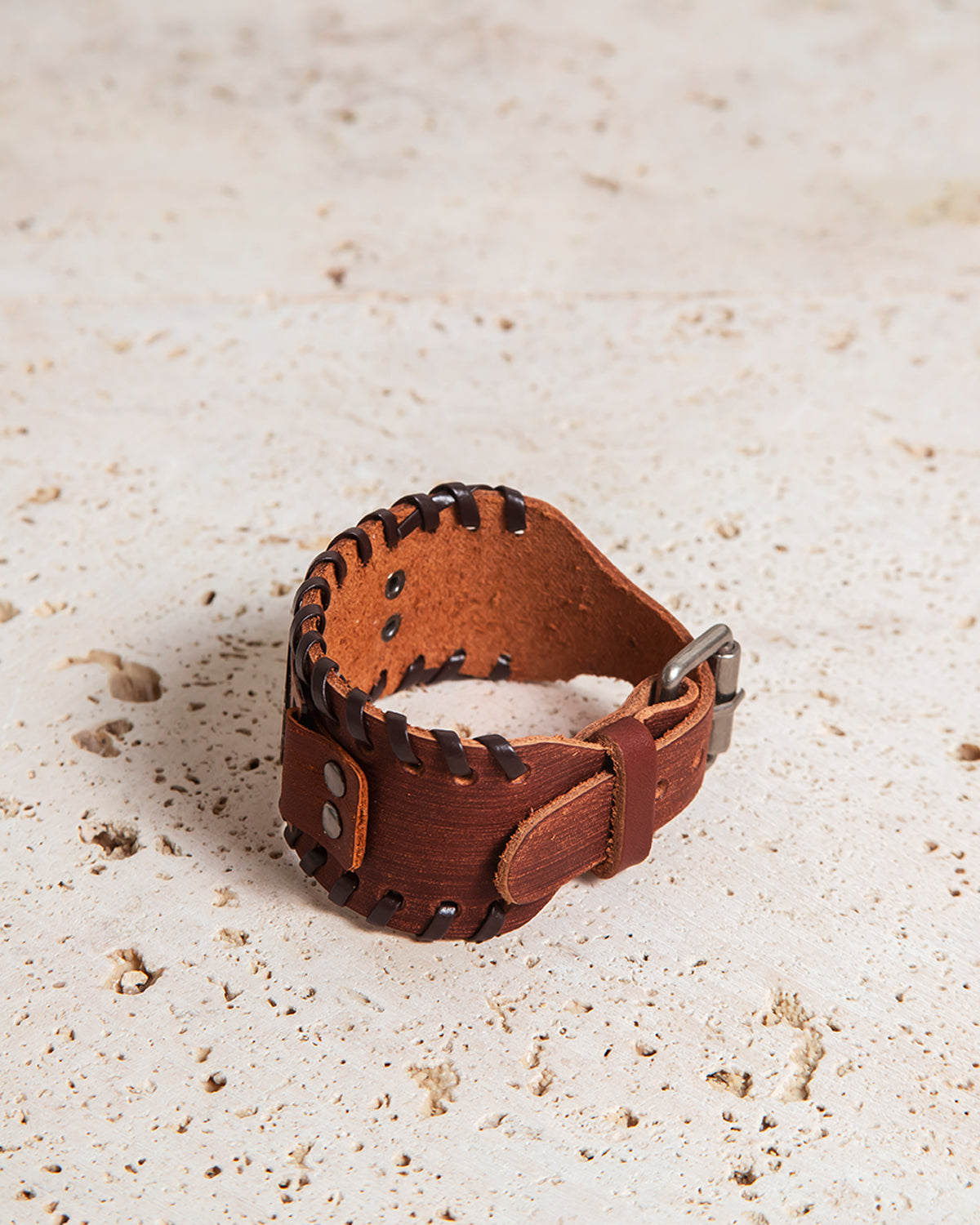 LEATHER CUFF WITH VEGVISIR PLATE