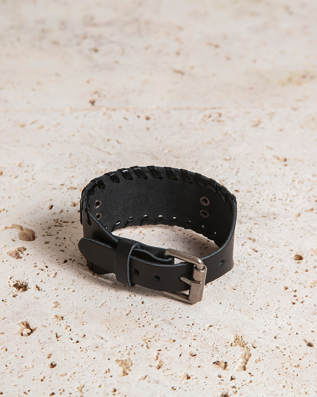 LEATHER CUFF WITH VEGVISIR PLATE