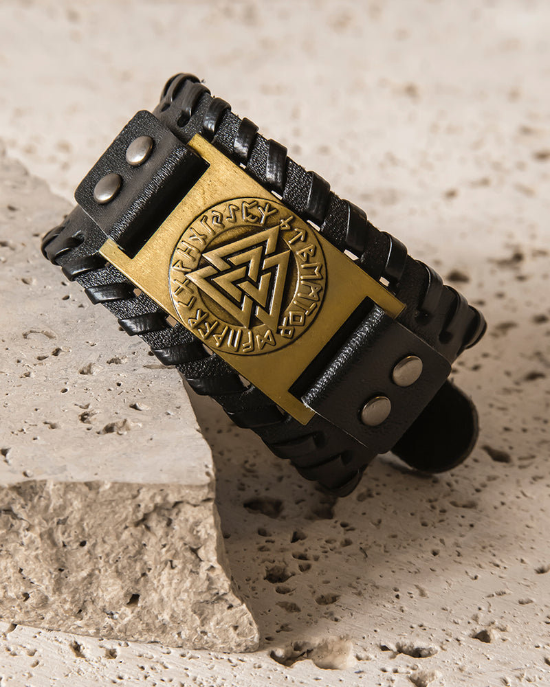 LEATHER CUFF WITH VALKNUT PLATE