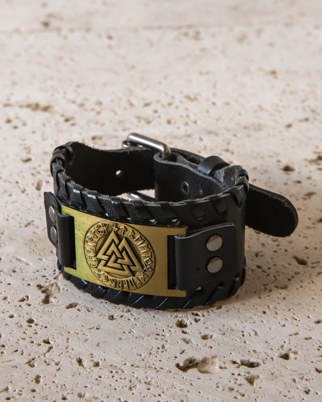 LEATHER CUFF WITH VALKNUT PLATE