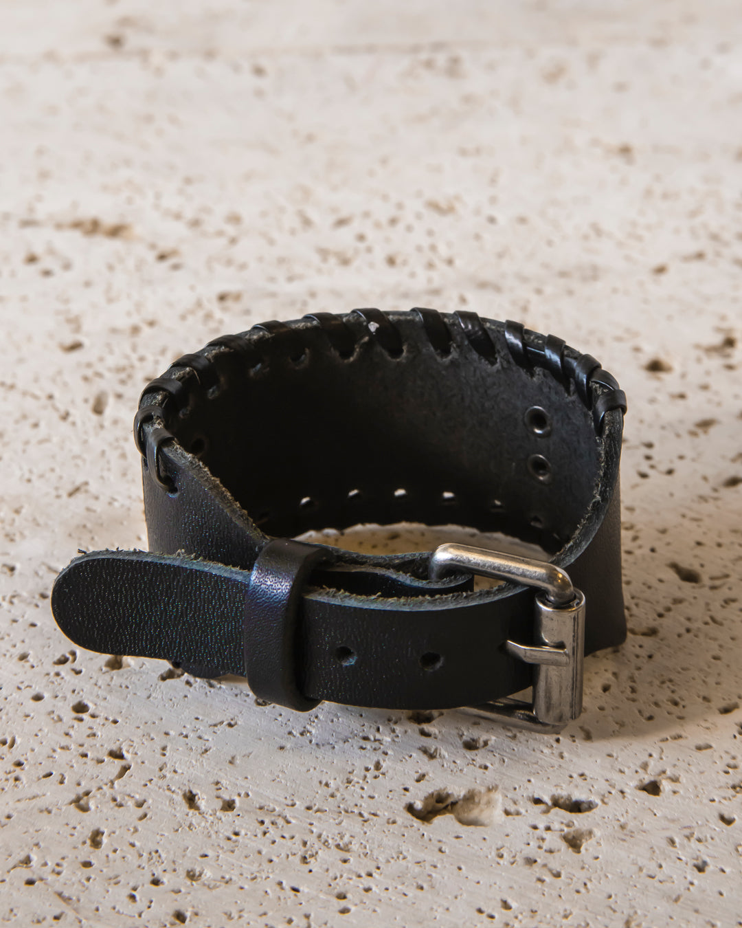 LEATHER CUFF WITH VALKNUT PLATE