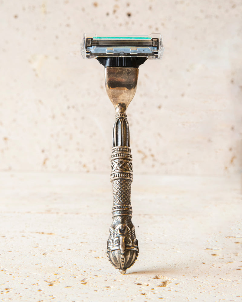 
            
                Load image into Gallery viewer, SOLID STERLING SILVER MACH 3 SHAVER
            
        