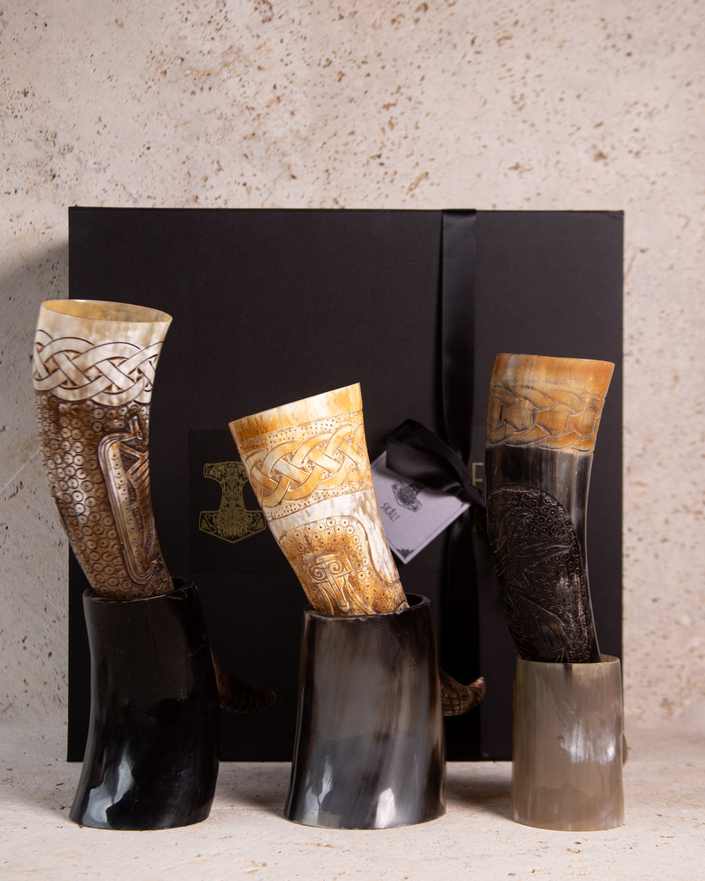 THE VIKING ULTIMATE CARVED HORN SET