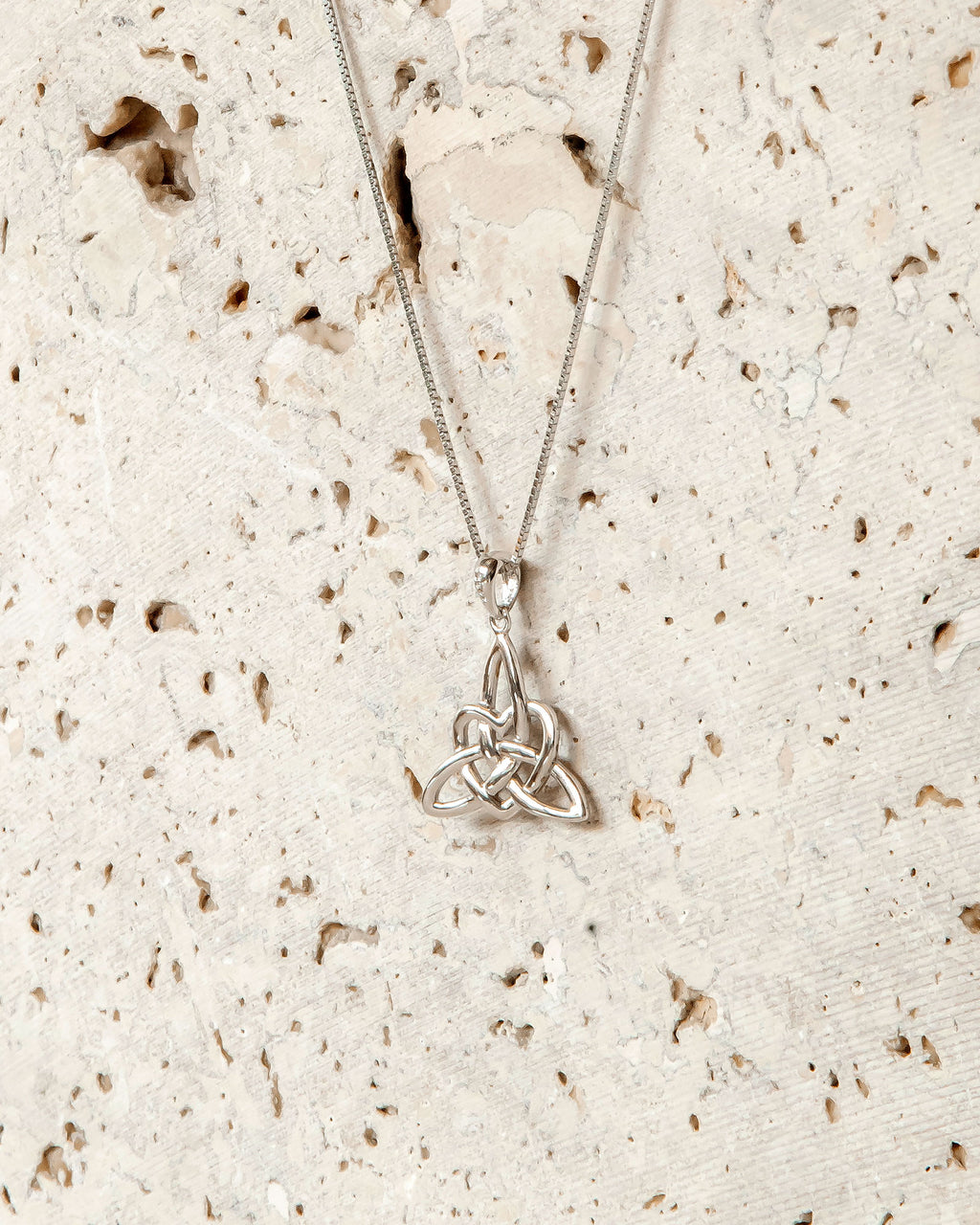 CELTIC KNOT PENDANT - STERLING SILVER