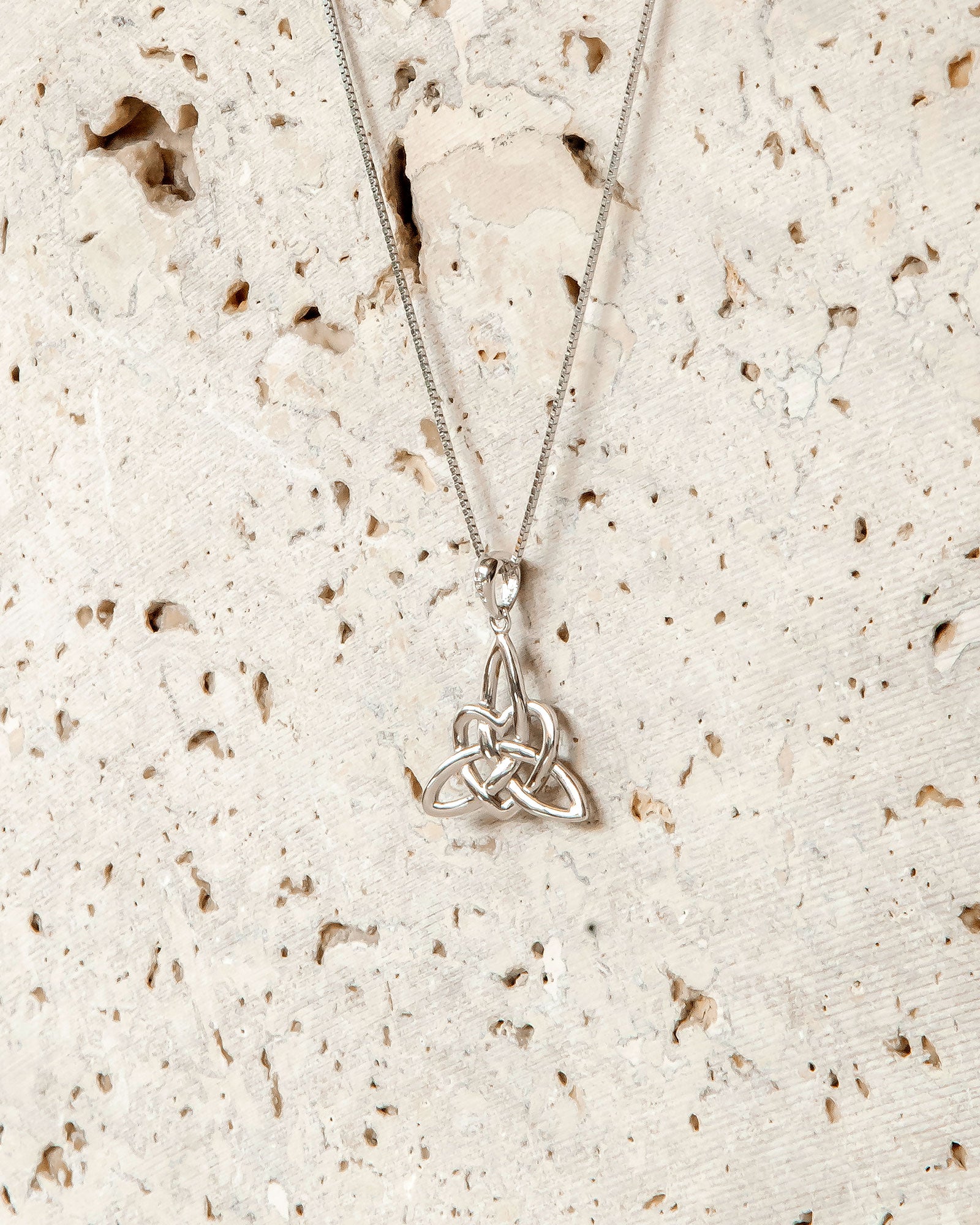 CELTIC KNOT PENDANT - STERLING SILVER