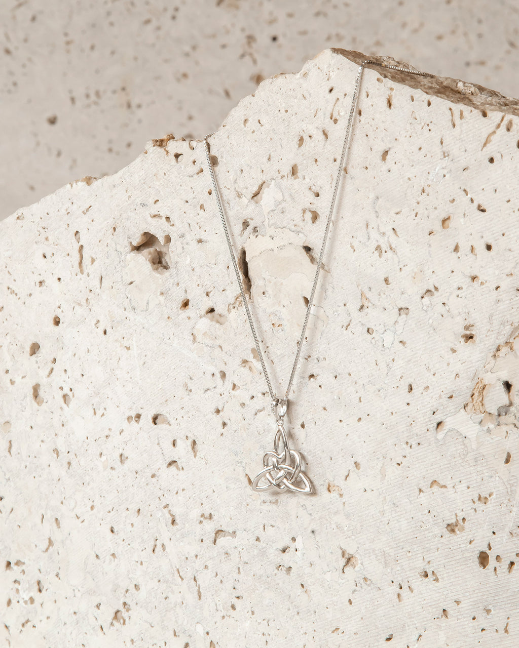 CELTIC KNOT PENDANT - STERLING SILVER