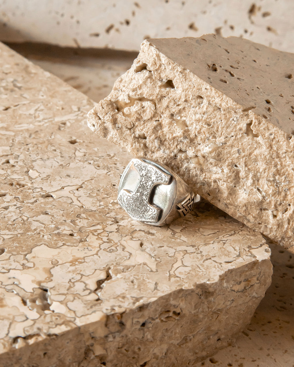 CUSTOM DESIGNED MJØLNER RING