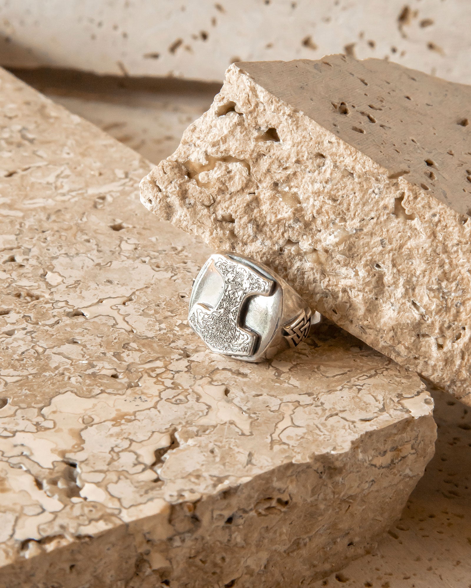 CUSTOM DESIGNED MJØLNER RING