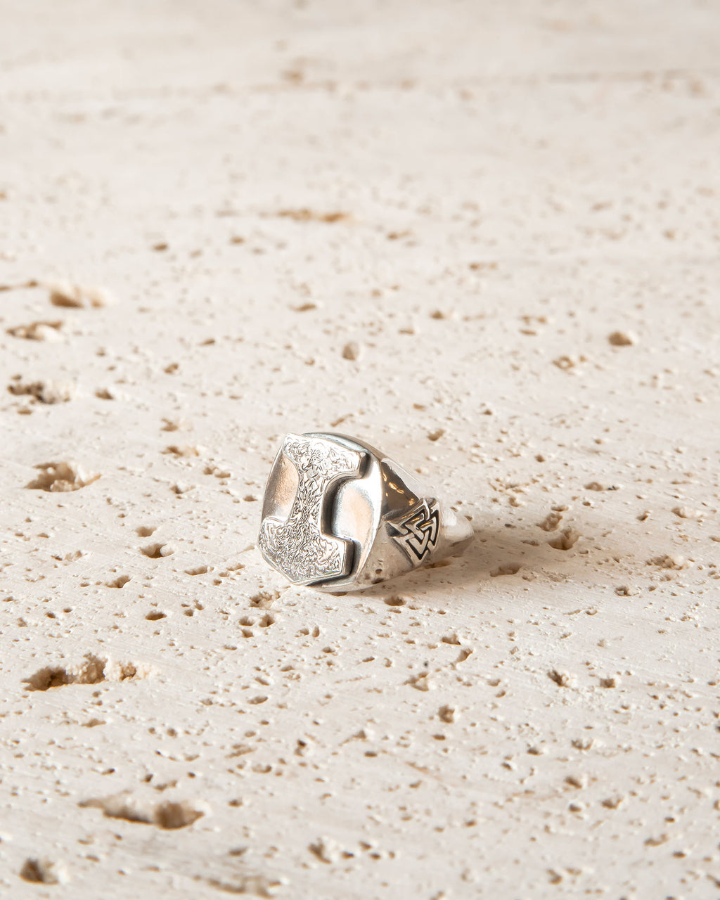 CUSTOM DESIGNED MJØLNER RING