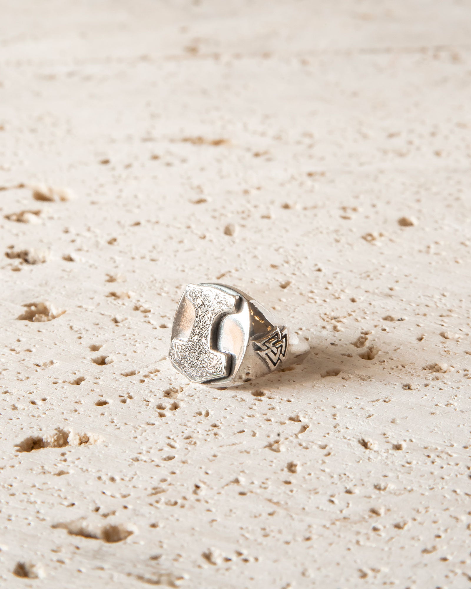 CUSTOM DESIGNED MJØLNER RING