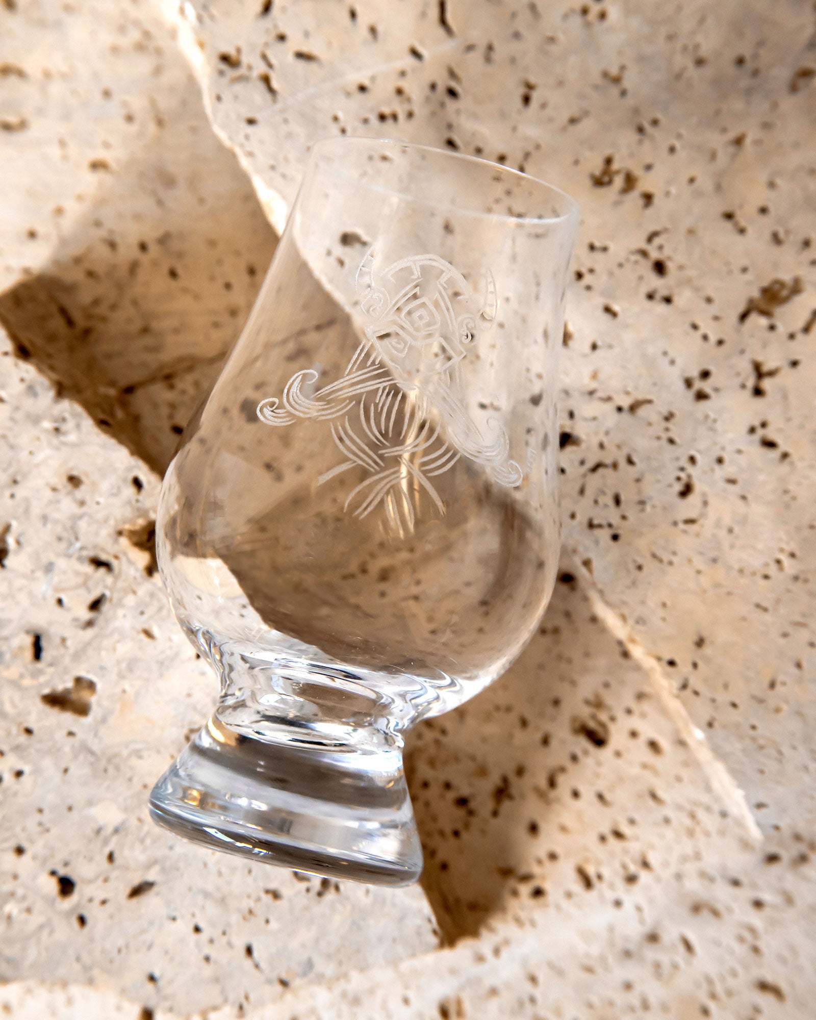 ETCHED WHISKY GLASS WITH GIFT BOX