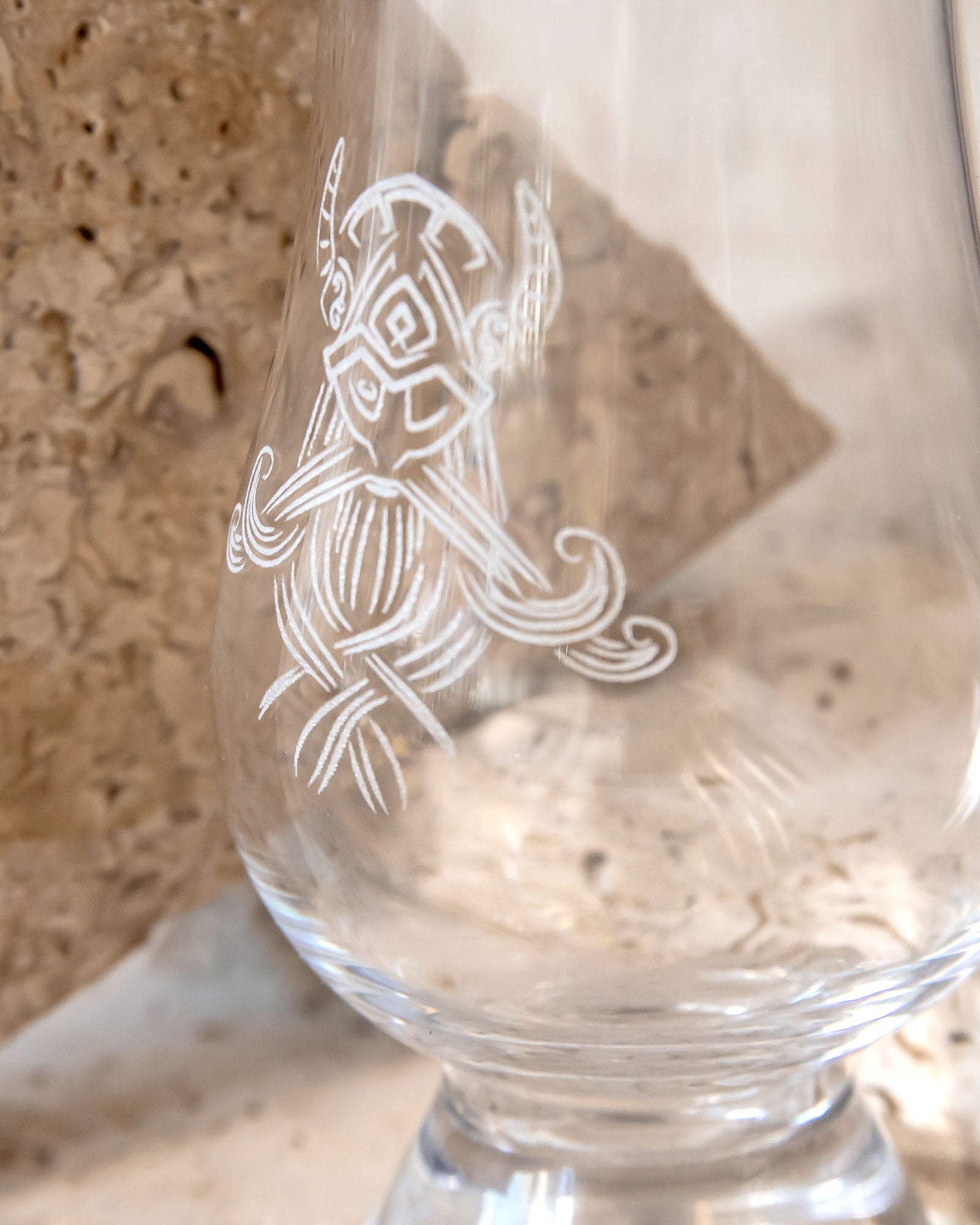 ETCHED WHISKY GLASS WITH GIFT BOX