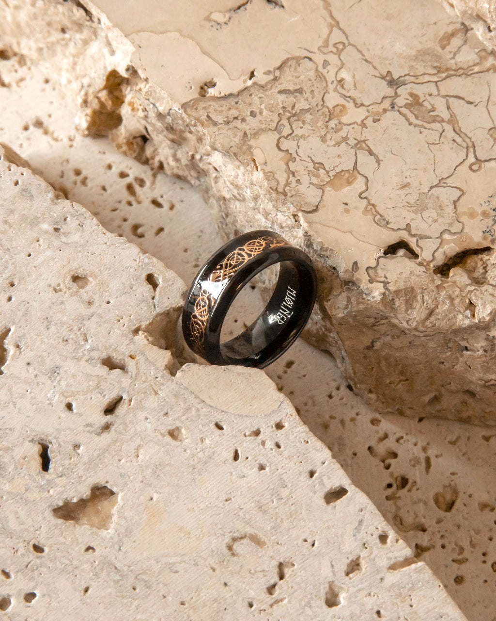 BLACK & ROSE GOLD RING