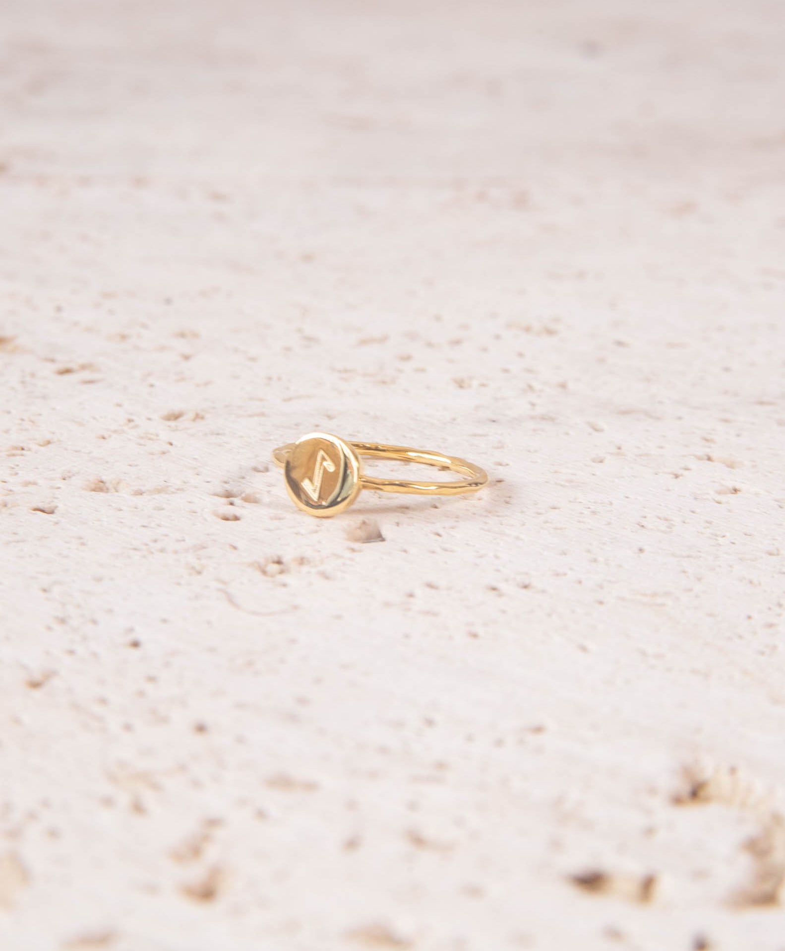 MINIMALIST 18K GOD PLATED RUNE RING