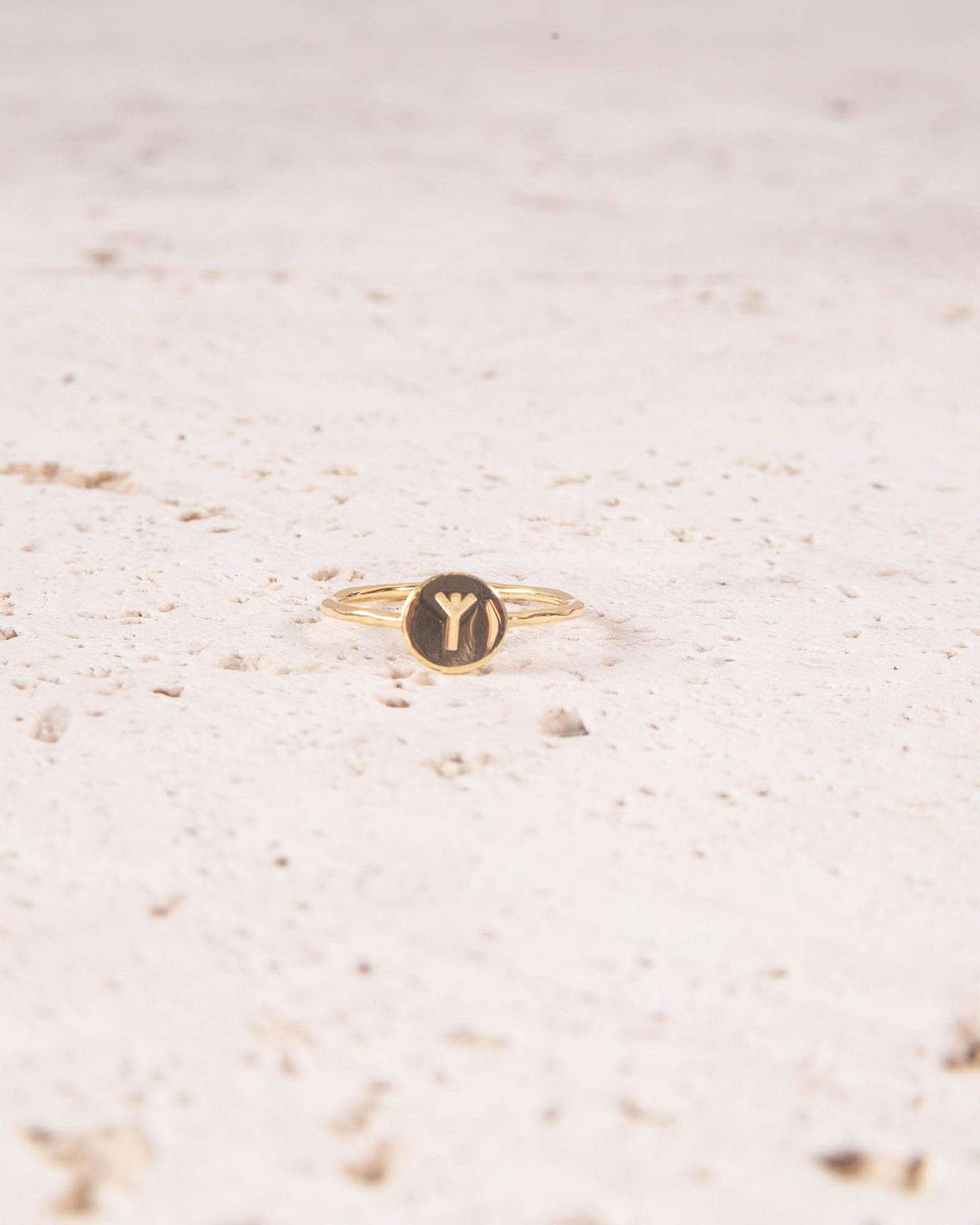 MINIMALIST 18K GOD PLATED RUNE RING