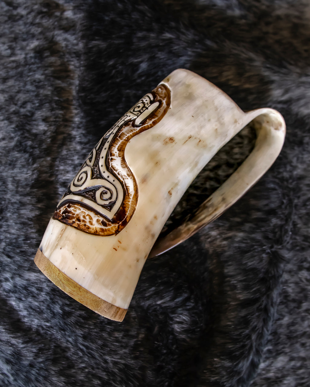 CARVED HORN MUG - MJOLNER