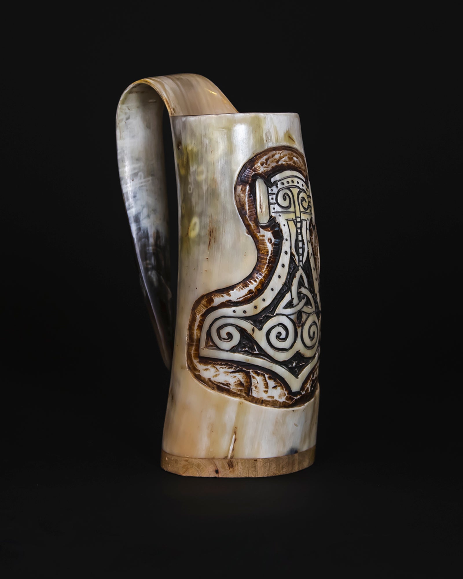 CARVED HORN MUG - MJOLNER
