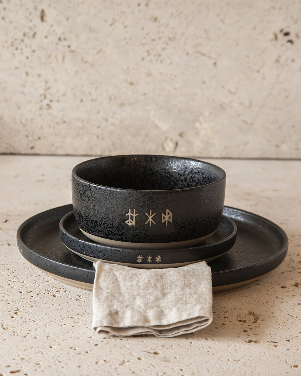 VIKING MODE 12 PIECE CERAMIC DINNER SET