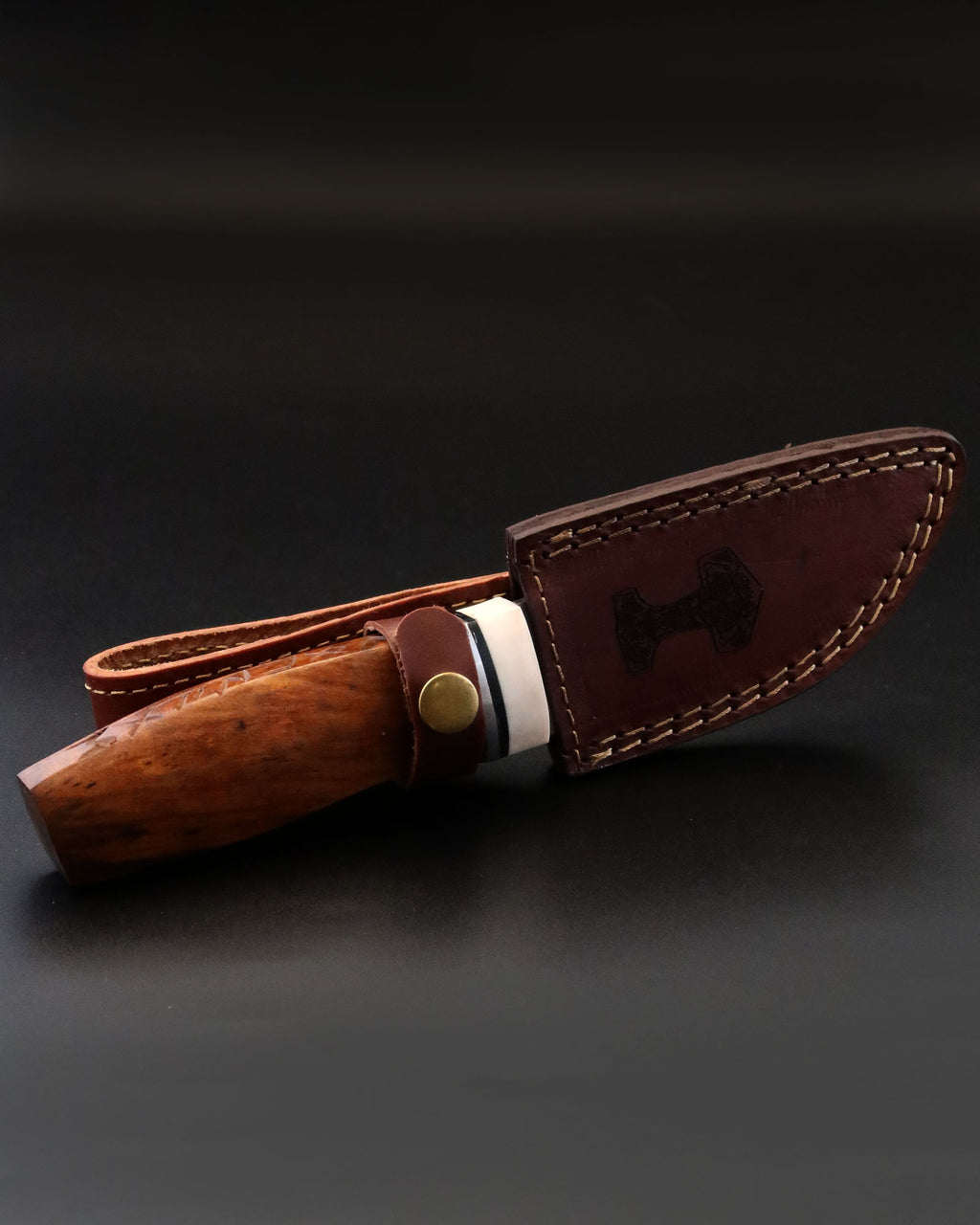 THE HANDLE OF COURAGE