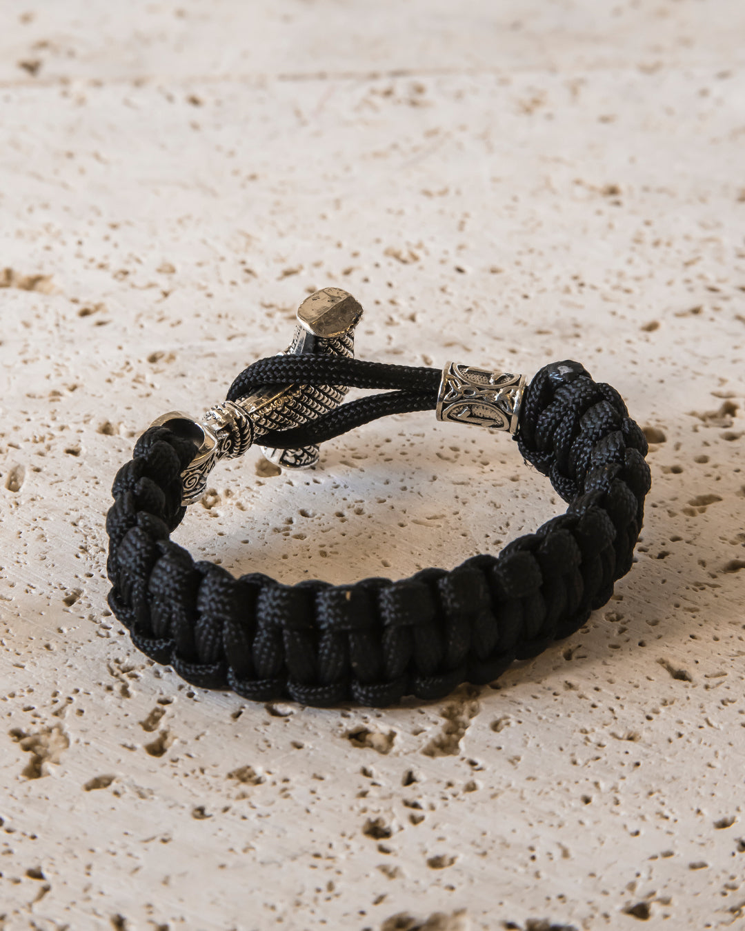 MJØLNER HAMMER BRACELET - BLACK