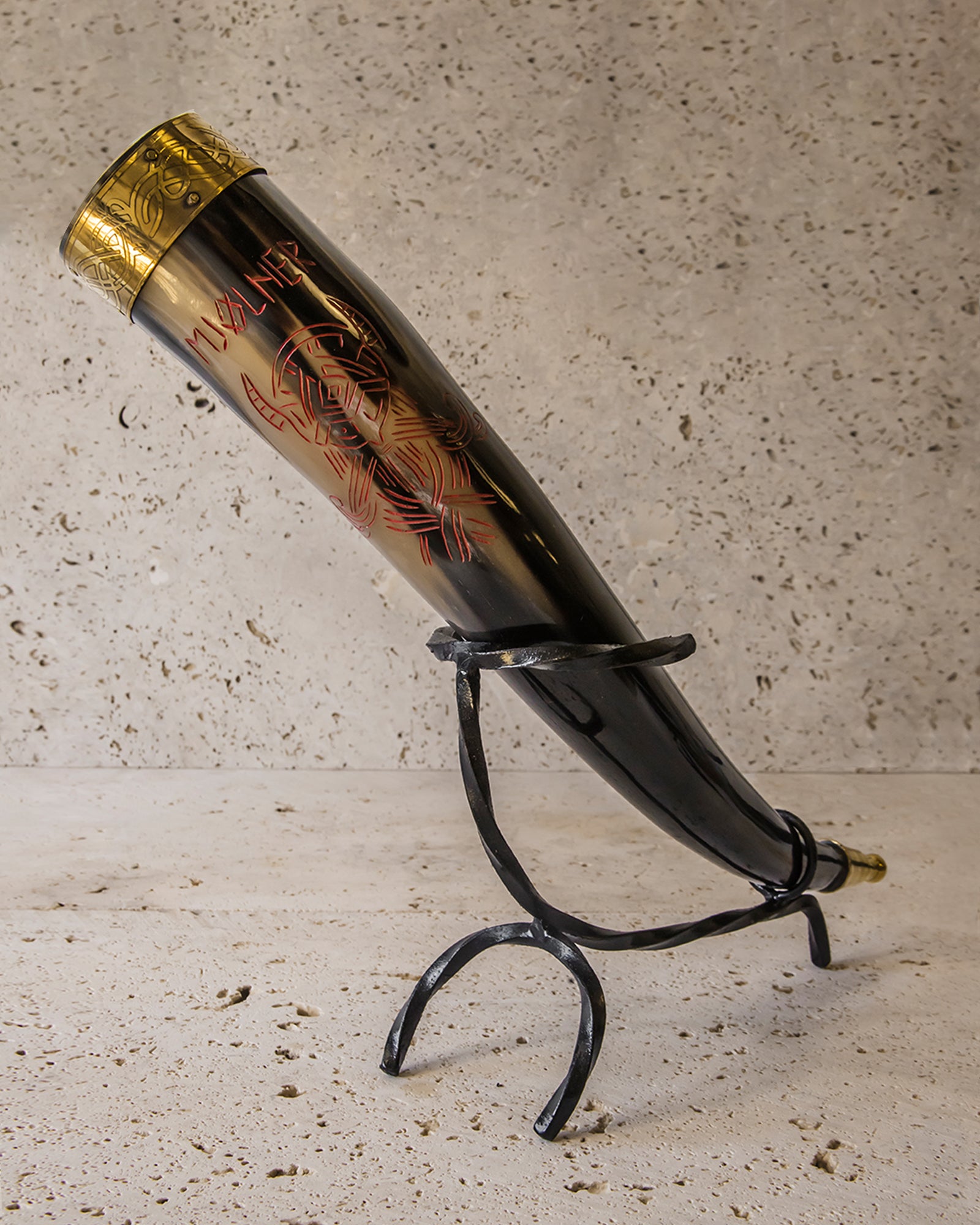 CLASSIC MJØLNER DRINKING HORN & STAND - 400ML