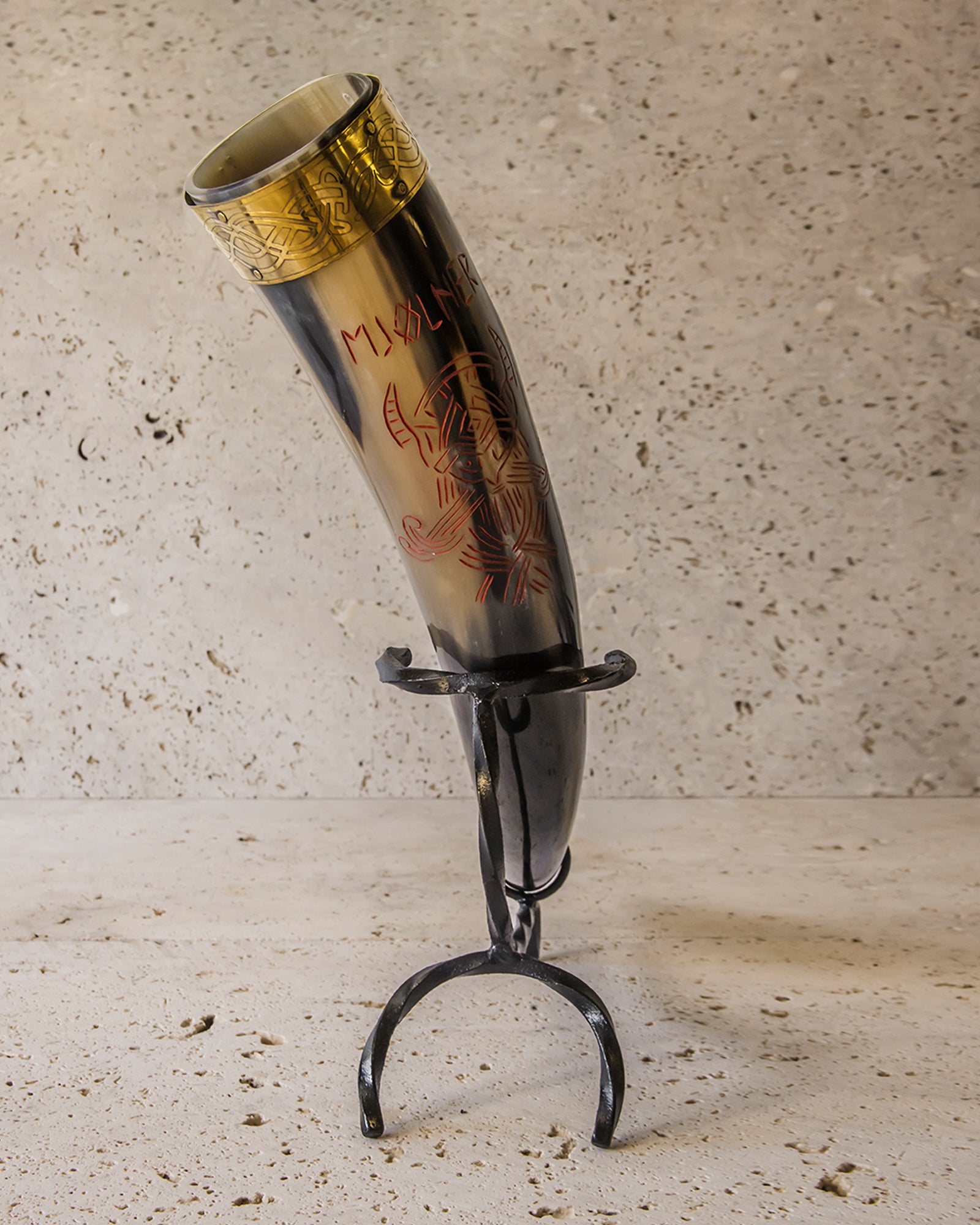 CLASSIC MJØLNER DRINKING HORN & STAND - 400ML