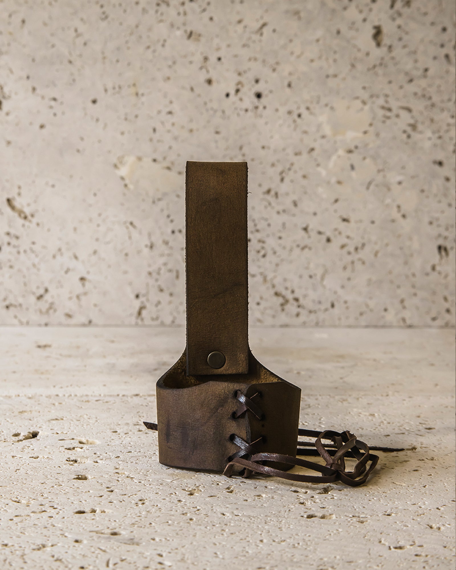 LEATHER HORN HOLSTER