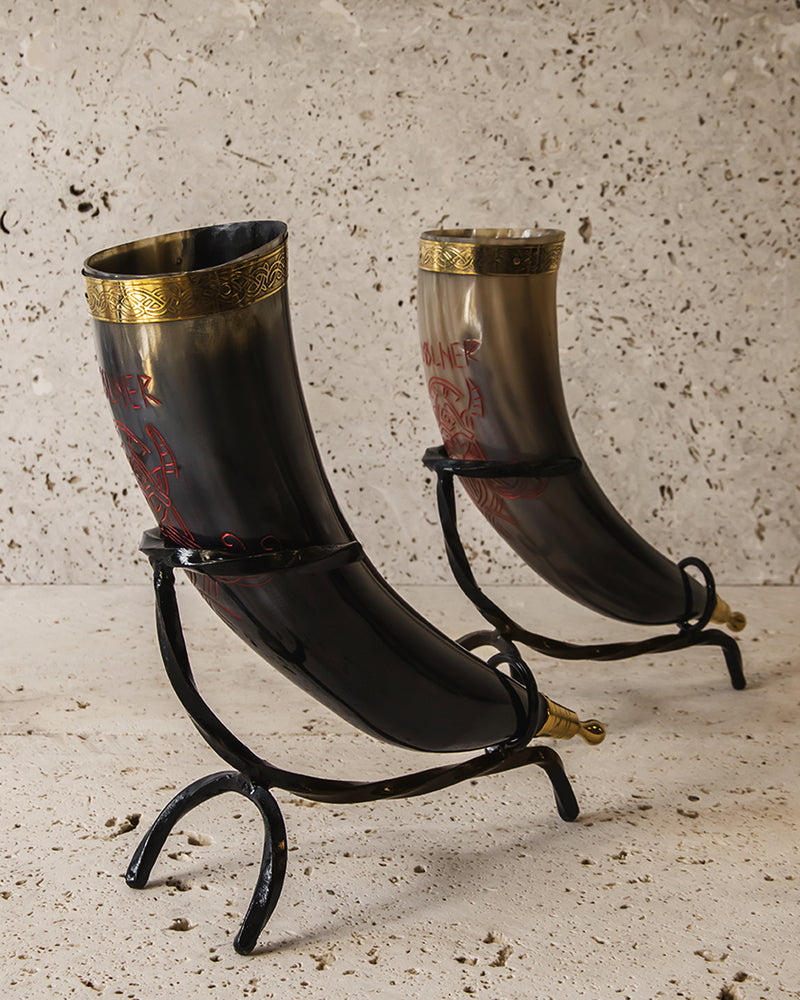 SMALL DRINKING HORN & STAND- 300ML