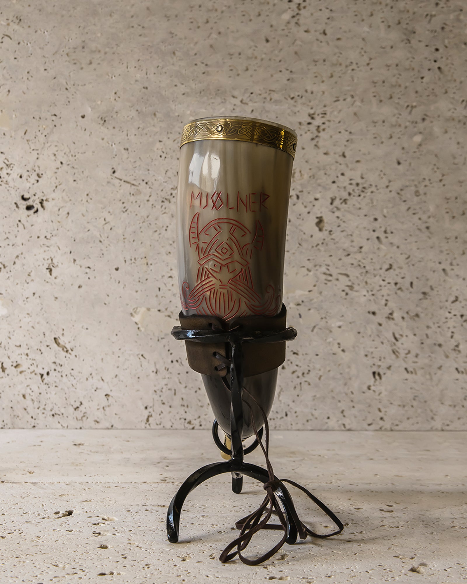 PETITE DRINKING HORN & STAND- 300ML