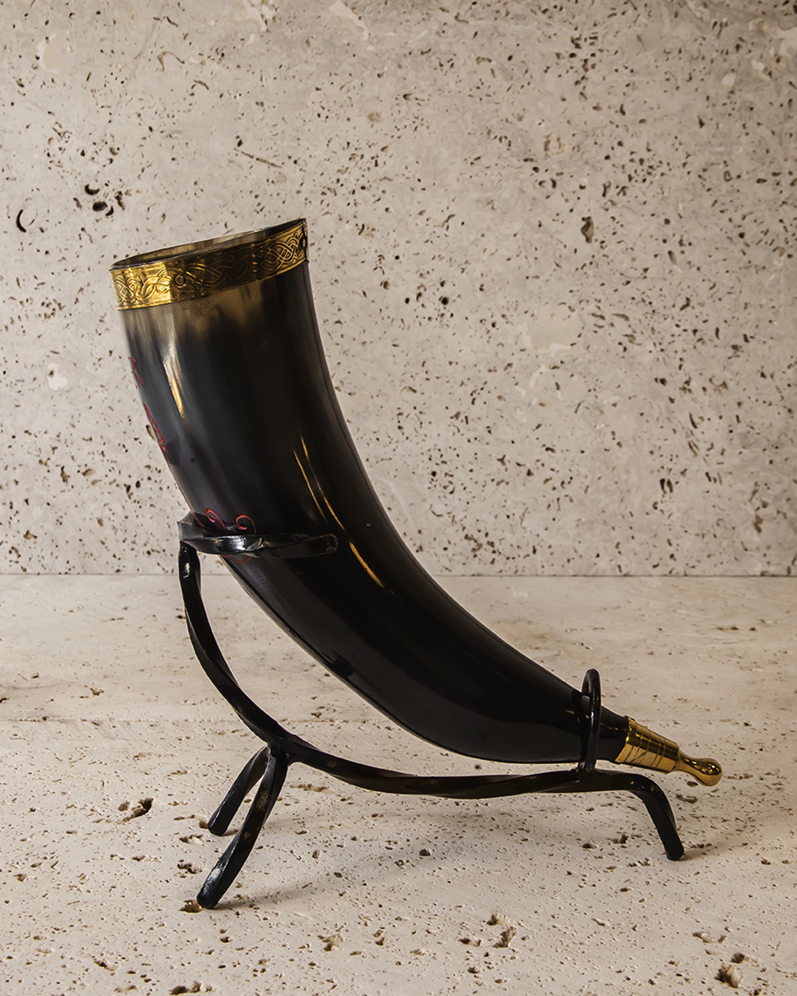 PETITE DRINKING HORN & STAND- 300ML